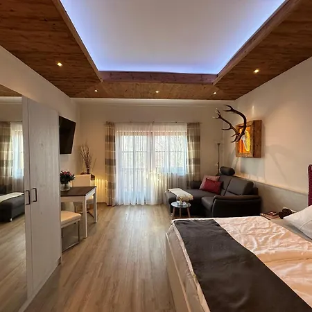 Luxus Zur Therme